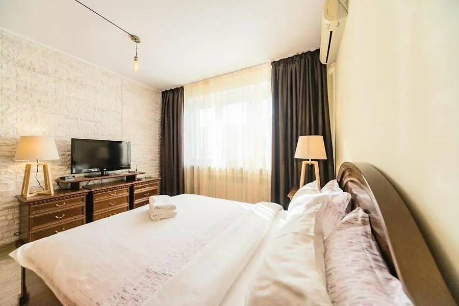 1 Room 65M2 Center Of Obolon Near River Side. Kiev